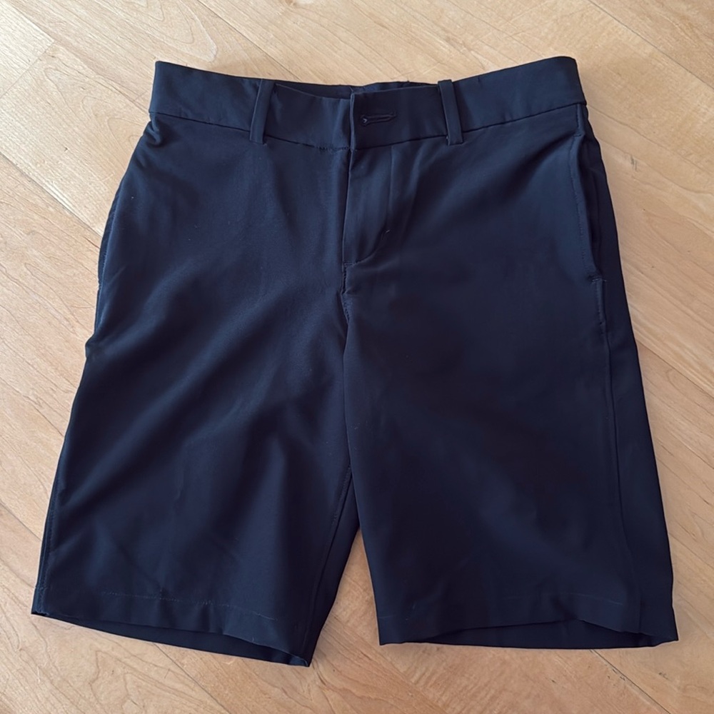 Nike dry fit black shorts. Excellent condition.